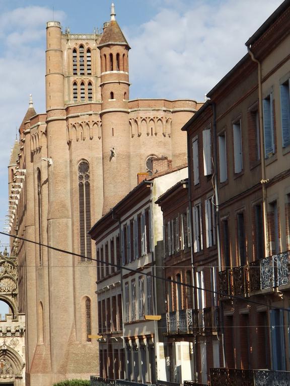 شقة ألبي  في Le Logis De La Cathedrale الغرفة الصورة